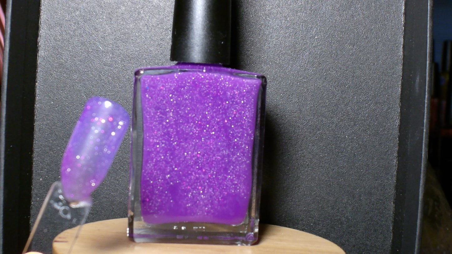 Color 56 PurBlu Color Change Nail Polish